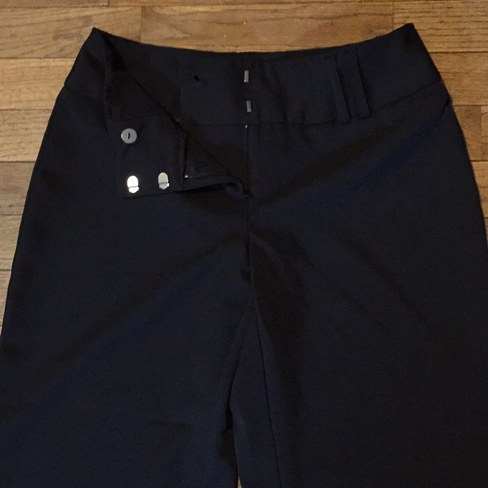 Cato Dress Capris - Picture 2 of 7